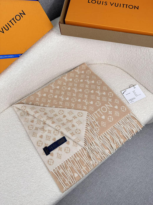 秋冬特惠💰260 LV围巾【L家爱心系列小披肩】 商品图3