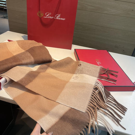 秋冬特惠💰280 诺悠翩雅围巾 送人自留都太高大上了 商品图7