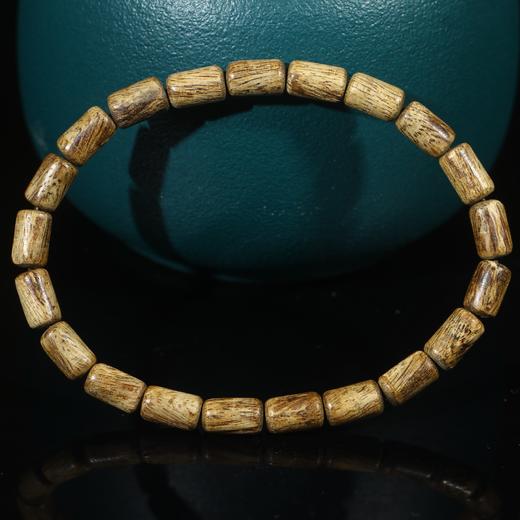 BC.ZT1.8-3   达拉干桶珠 ，3.73g 商品图0