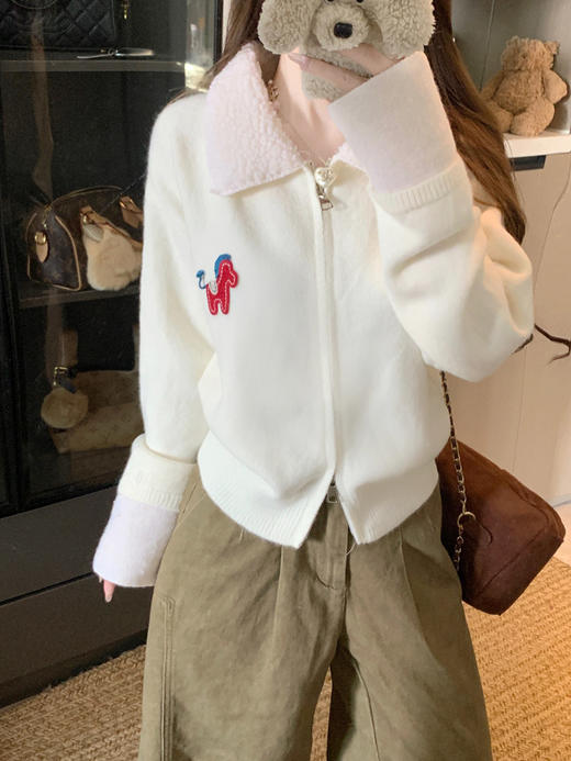 【YW】年后发无忧购新年发财小马刺绣拼羊羔领开衫长袖针织衫8311（2.26开始发货） 商品图10