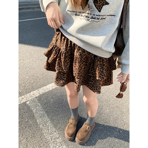 <曾小咸推荐>4.3现货秒杀 ！微信超特价！韩系豹纹蝴蝶结卫衣 日常179.99 立减90 秒杀69.99！！豹纹百褶半身裙 日常159.99 立减100 秒杀59.99！！ 商品图3