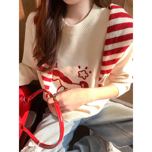 <曾小咸推荐>小马绣花圆领软糯针织衫 商品图1