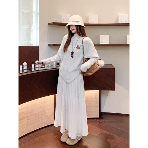 <曾小咸推荐>现货秒杀 ！微信超特价！韩系不规则蝙蝠袖高领毛衣 日常189.99 立减110 秒杀79.99！！ 商品图1