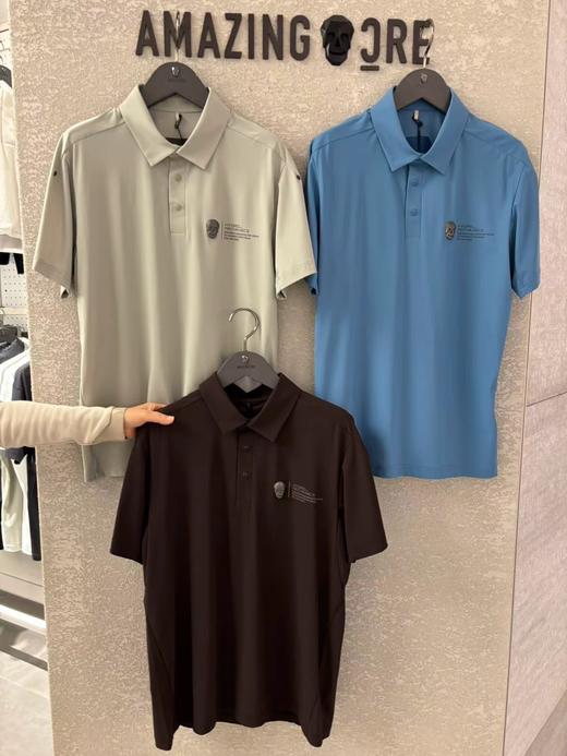 新款早秋男士多色短袖上衣来啦！渠道高品质❗️一件Polo却能轻轻松松穿出高级质感，简单素净，帅气十足！上身透气舒适，他不仅是一件衣服，更是打造完美造型的最佳搭配单品，有型😎运动的必备款！ 商品图0