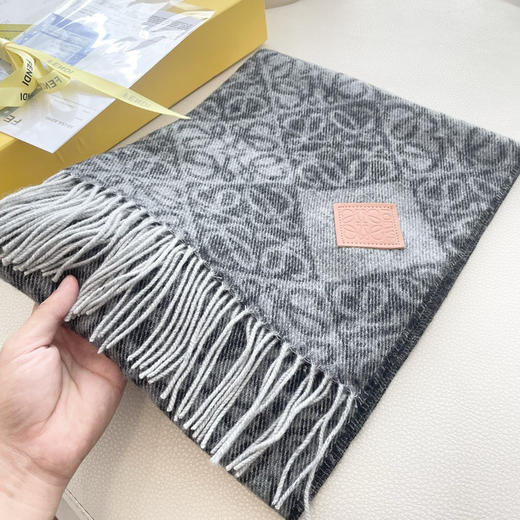 秋冬特惠💰300 罗意威围巾 新款男女中性款【LW条纹长巾】 商品图4