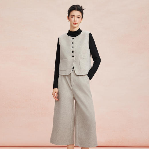 RE406斯尔丽26新款小香风宽松马甲+阔腿中裤+柔软贴身内搭免搭配套装 商品图0