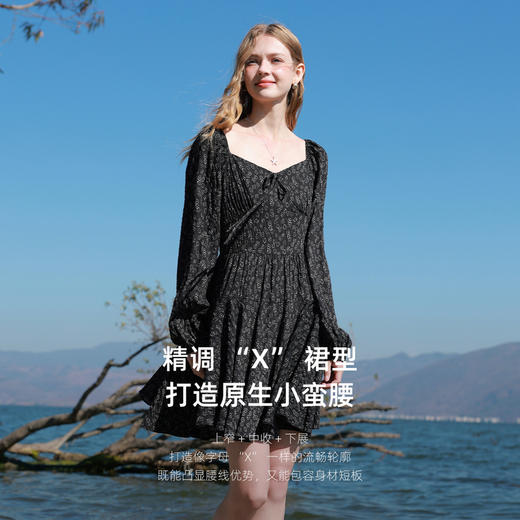 三彩2026春季新款方领收腰碎花裙法式连衣裙A字裙短裙气质浪漫M 商品图3