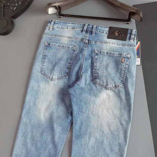 F010912新款男士个性潮派小标刺绣水洗休闲牛仔裤 商品图5