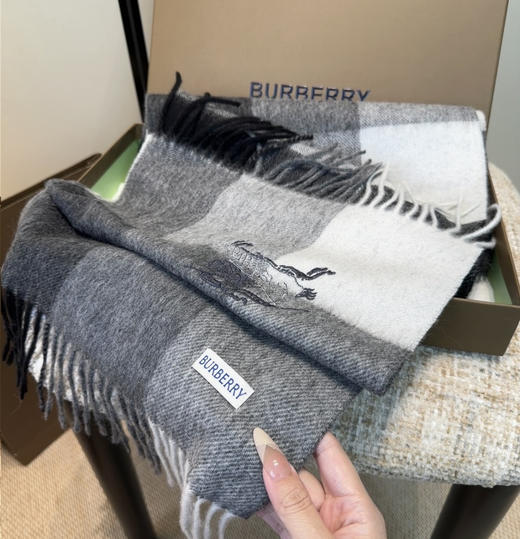 秋冬特惠💰240 巴宝莉高端重磅男士围巾 商品图6