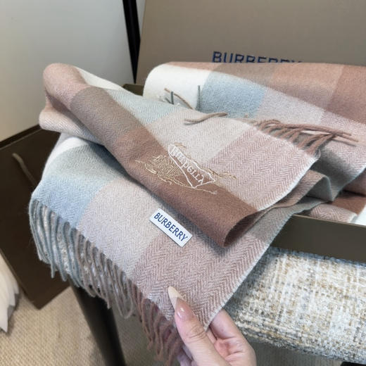 秋冬特惠💰240 巴宝莉高端重磅男士围巾 商品图6