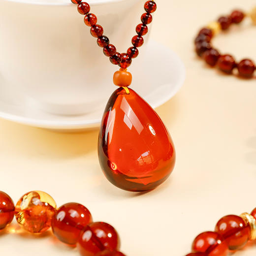 汀青·赤金凝脂缅甸老矿血珀专场 | 新年贵气首饰，色泽浓郁如血，光芒璀璨夺目 商品图0