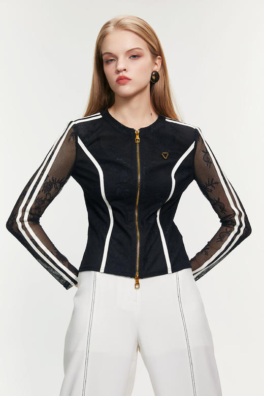 SAFICOO  时尚休闲 修身显瘦 蕾丝针织小衫 商品图1