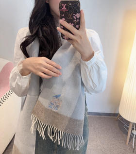 秋冬特惠💰260 罗意威️围巾 难得一见的温柔配色