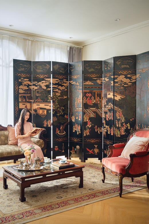 【已售】独角鹿西洋古董20世纪中国出品官邸人物与奇石花鸟主题黑漆地款彩双面八曲屏风 商品图0