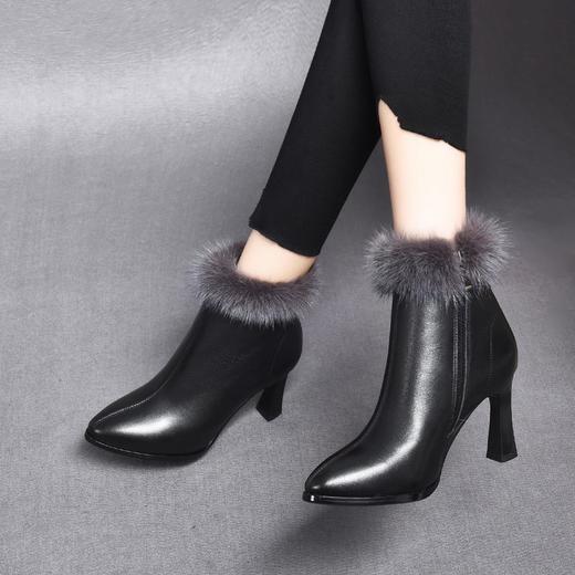 2025年新款秋冬季细跟小跟短靴女气质高跟鞋加绒真皮鞋磨砂女靴子 商品图1