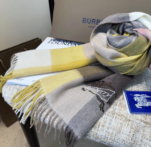 秋冬特惠💰240 巴宝莉高端重磅男士围巾 商品图8