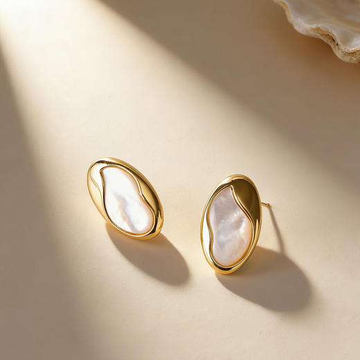 Manreya玛芮雅月隐灵石贝母项链女锁骨链百搭高级感气质精致颈饰|贝母，铜镀金 商品图1