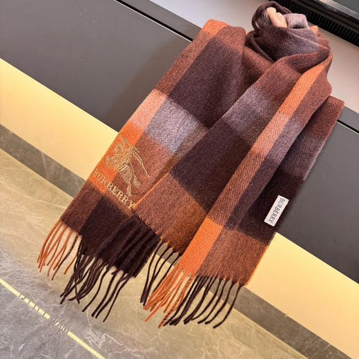 秋冬特惠💰240 巴宝莉围巾 高品质新品 金丝战马刺绣羊毛围巾！ 商品图3