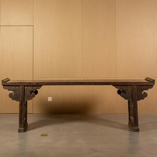 清早期	铁力木夹头榫如意云纹一块玉翘头案 商品图0