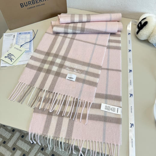 秋冬特惠💰240 巴宝莉男女围巾 经典格纹款 商品图5