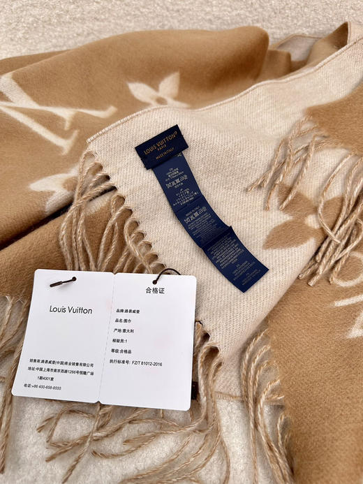 秋冬特惠💰240 LV围巾 霍思燕同款披肩围巾两用！ 商品图8