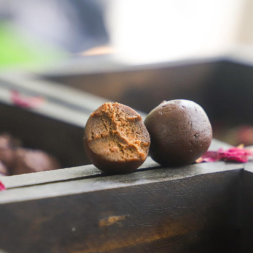 玫瑰桃仁球道地食材。山楂重瓣红玫瑰桃仁陈皮肉桂。玫瑰香 商品图3