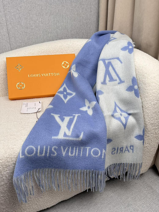 秋冬特惠💰240 LV围巾 霍思燕同款披肩围巾两用！ 商品图7