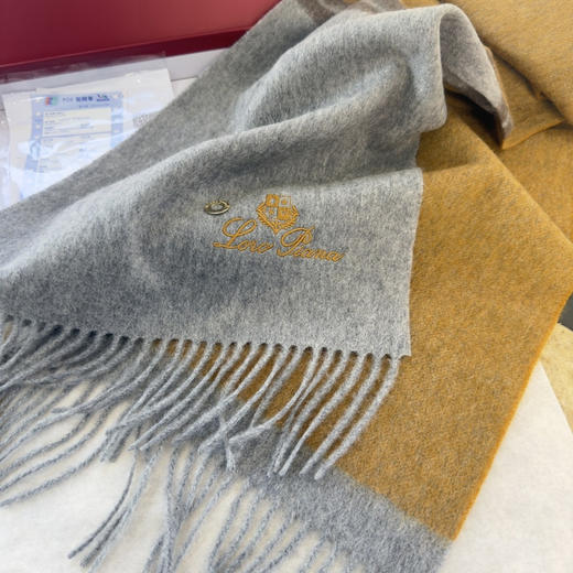 秋冬特惠💰260 诺悠翩雅围巾【拼色小围巾】送人自留都太高大上了 商品图4