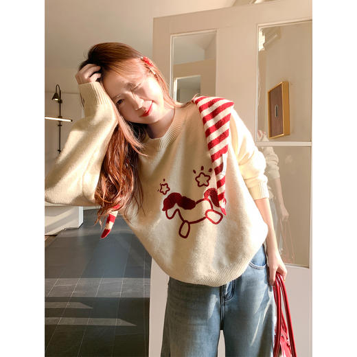 <曾小咸推荐>小马绣花圆领软糯针织衫 商品图0