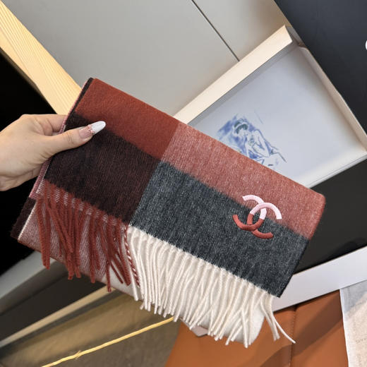秋冬特惠💰260 香奈儿新款围巾 商品图3