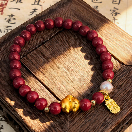 【周D福同款“拍马屁”手串】宝梵迪2026年新款本命年“周D福”同款拍马屁吉祥佩戴物红色朱砂玛瑙手串BF 商品图1