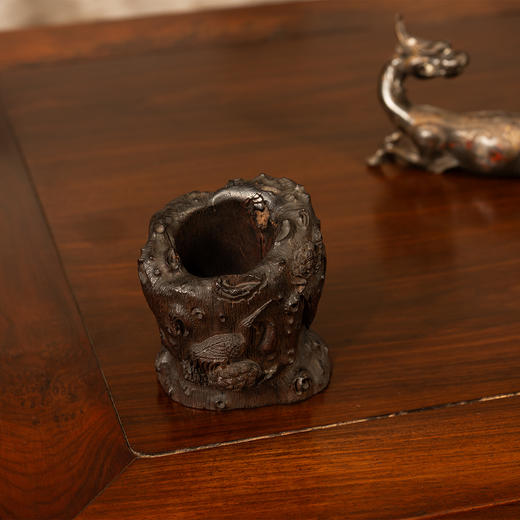 清	紫檀木雕松鹤延年随形笔筒（黄花梨底） 商品图2