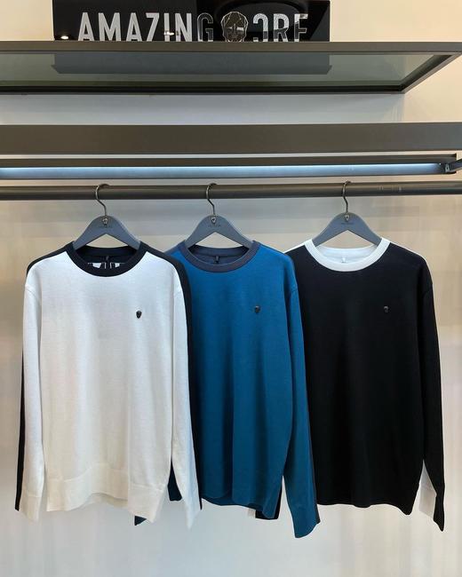 新款男士针织衫，火遍韩国的新晋高奢运动潮牌，套头圆领针织衫，背面经典撞色提花，前幅立体骷髅头标志，定染客供纱线，颜色也很高级，舒适柔软弹力佳，贴身穿着亦可，非常值得入手的单品哦！ 商品图0