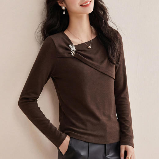 「自」全新升级【铂金会员119/天猫159/差价40】(01626)洛诗琳设计感不对称扭结T恤2026春季新困百搭修身显瘦上衣 商品图3