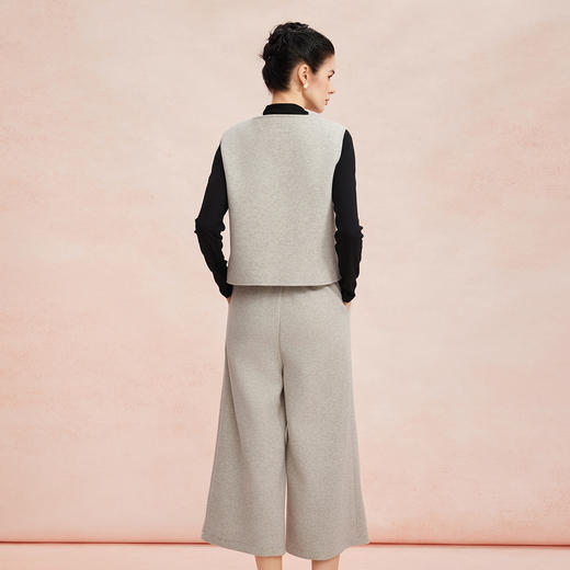 RE406斯尔丽26新款小香风宽松马甲+阔腿中裤+柔软贴身内搭免搭配套装 商品图1