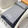 秋冬特惠💰360 LV围巾 流苏饰边 绵羊毛 绒线围巾 男女同款情侣款 尺寸：35X240cm 95%纯羊毛 5%山羊毛 商品缩略图5