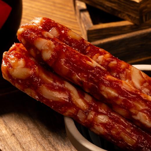 【广味双绝】今余年·腊味礼盒 咸香腊鸭1只+鲜香腊肠250g*2 传统生晒 手工灌制 油润咸香 美味至极 商品图3