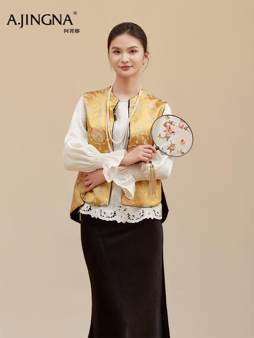 【轻奢国风】阿菁娜冬季新款AB面丝绒马甲宝石扣金色提花设计新中式双面穿轻奢国风外套F30D203027 商品图0