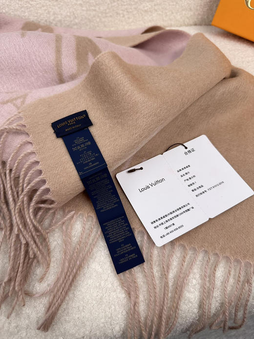 秋冬特惠💰240 LV围巾 霍思燕同款披肩围巾两用！ 商品图6