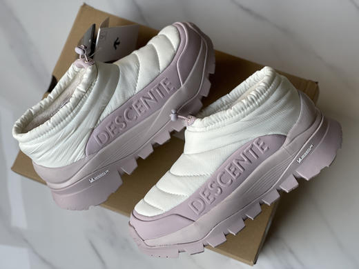 点此购买 迪桑特女士复古轻质耐磨低帮生活休闲鞋 98 339524 商品图5