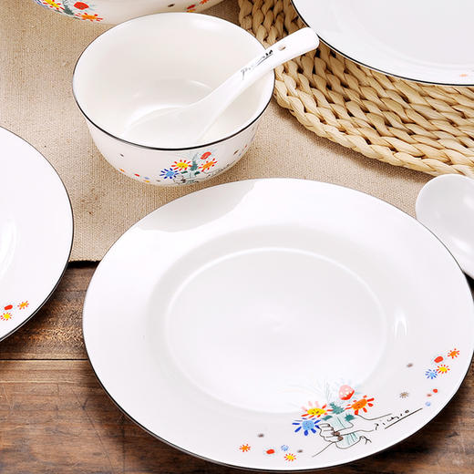 毕加索《友谊之花》中餐具18头 商品图3