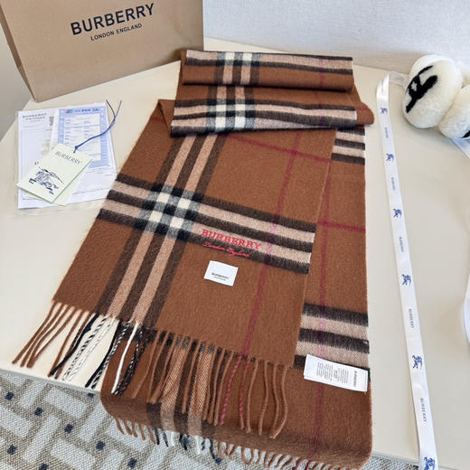 秋冬特惠💰240 巴宝莉男女围巾 经典格纹款 商品图5