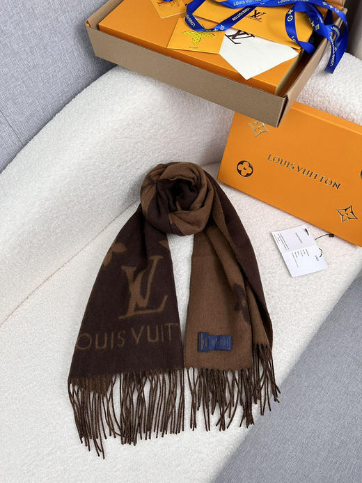 秋冬特惠💰240 LV围巾 霍思燕同款披肩围巾两用！ 商品图6