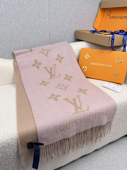 秋冬特惠💰240 LV围巾 霍思燕同款披肩围巾两用！ 商品图2