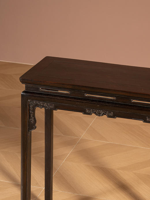 清	红木束腰马蹄腿云纹条桌 商品图1