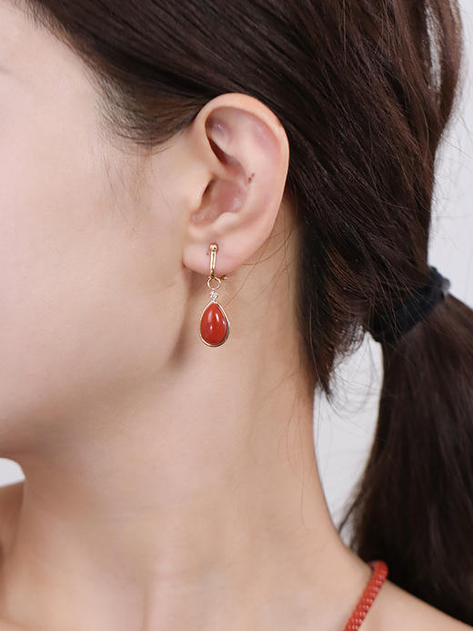 【挚友限定】耳扣款-18K金水滴南红钻石耳夹 商品图1