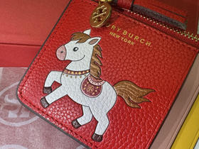 【周末秒杀 直接调价 下单即可】TB马年 新年贺岁款 原单 红卡包来添鸿运啦