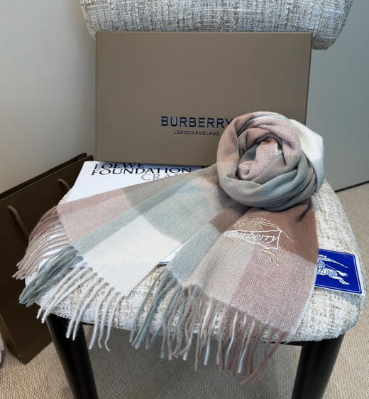 秋冬特惠💰240 巴宝莉高端重磅男士围巾 商品图7