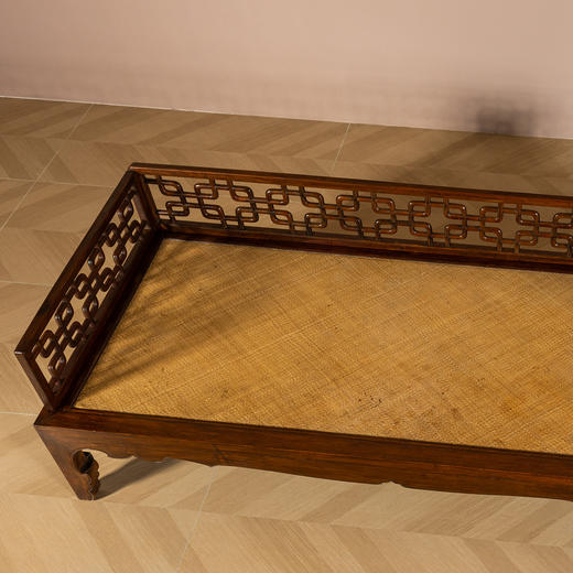 清	黄花梨攒接棂格三围屏罗汉床 商品图2