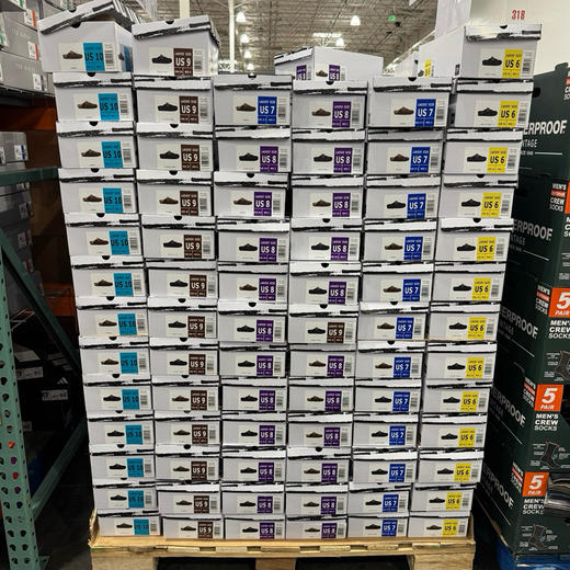 Dolce女士抓绒休闲半拖鞋，美国🇺🇸直邮特价340元🉐包税包邮到手🔥搭配亲肤绒毛内里，脚一踏入，便是被温柔包裹的安心感。 商品图8